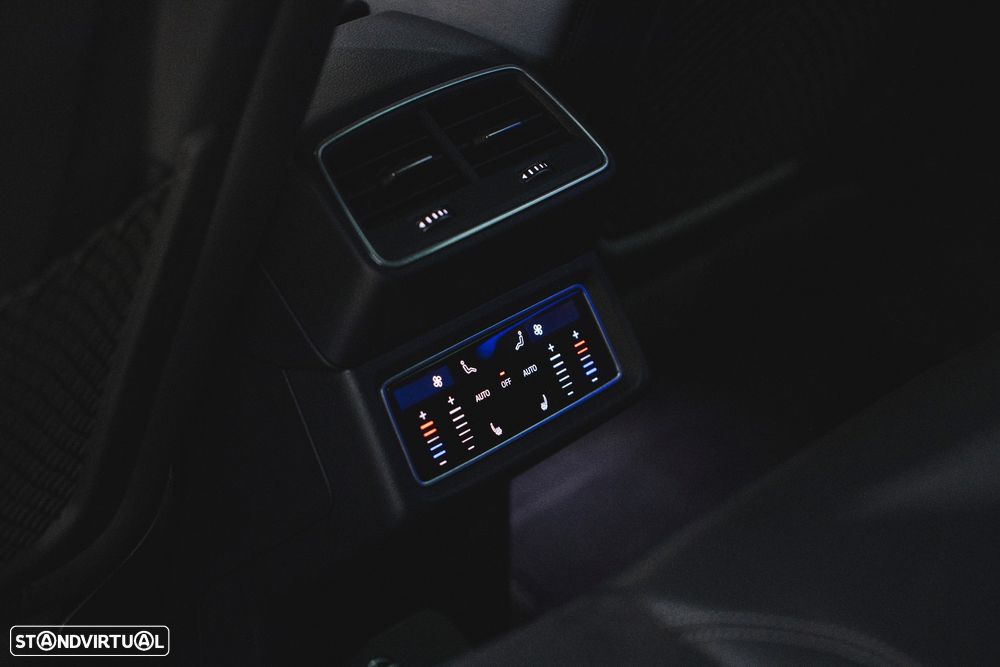 Audi e-tron 55 quattro S line - 26