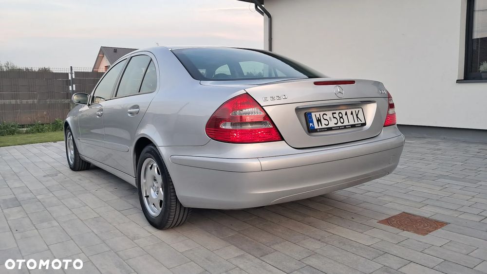Mercedes-Benz Klasa E - 34