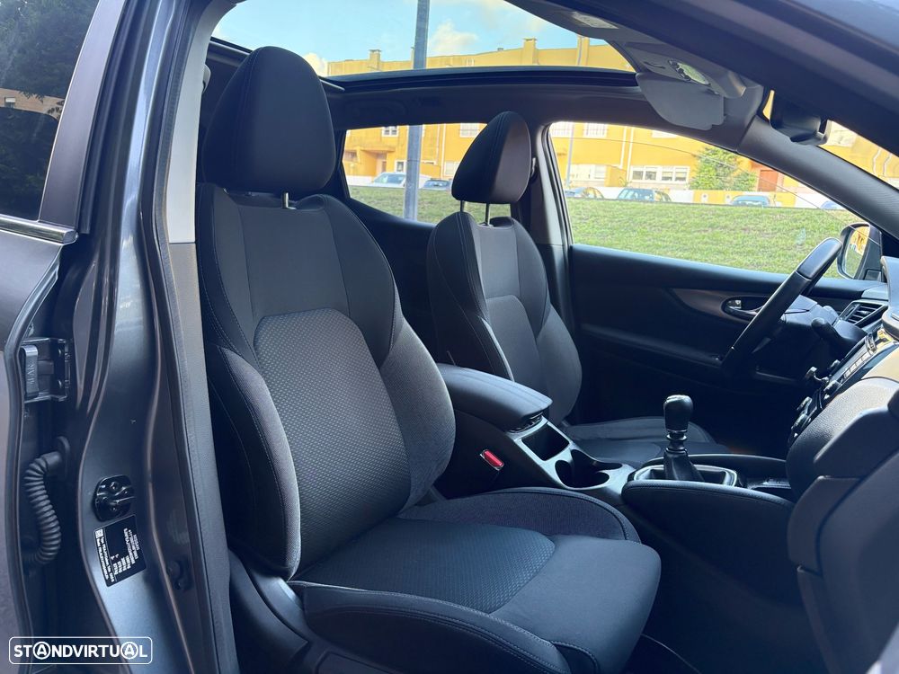 Nissan Qashqai 1.2 DIG-T N-Connecta RS 18 - 16