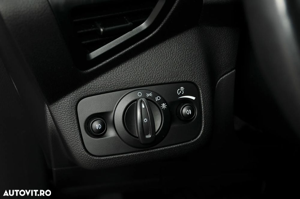 Ford C-Max 2.0 TDCi Powershift Titanium - 26