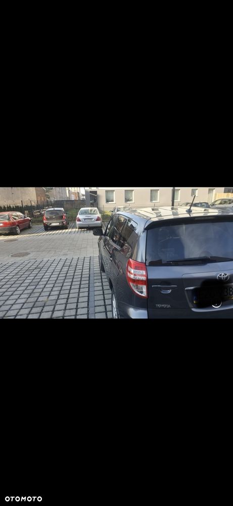 Toyota RAV4 2.2 D-4D Sol - 3