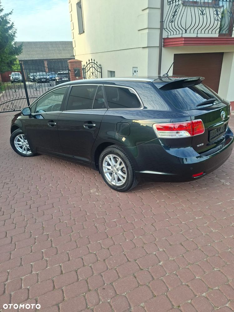 Toyota Avensis 1.8 Edition - 1