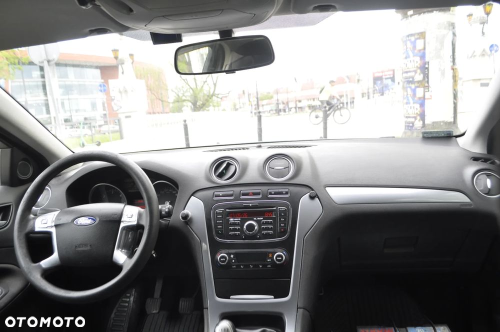 Ford Mondeo 2.0 TDCi Trend - 8