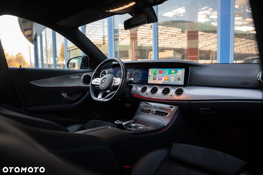 Mercedes-Benz Klasa E 220 d 9G-TRONIC AMG Line - 27