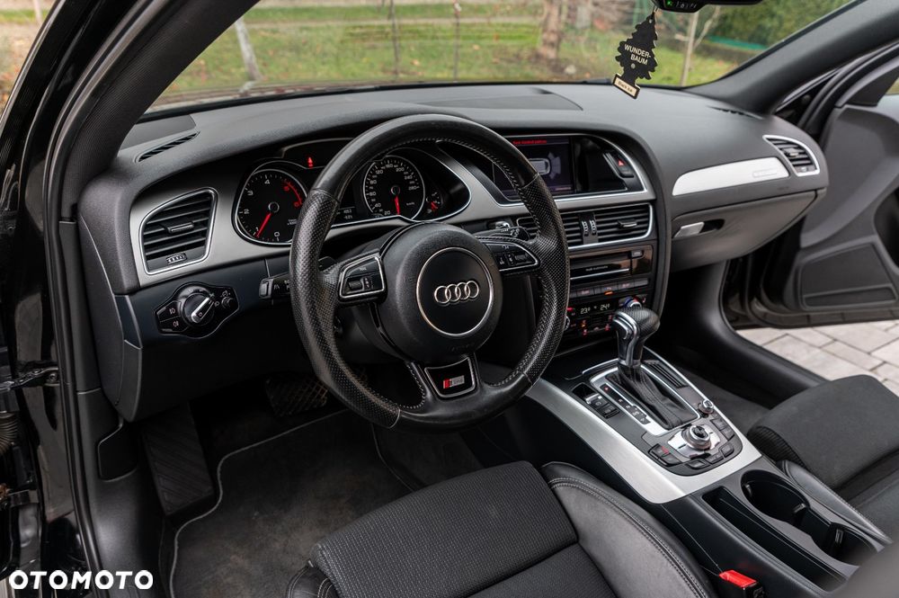 Audi A4 Avant 2.0 TDI DPF quattro S tronic S line Sportpaket - 27