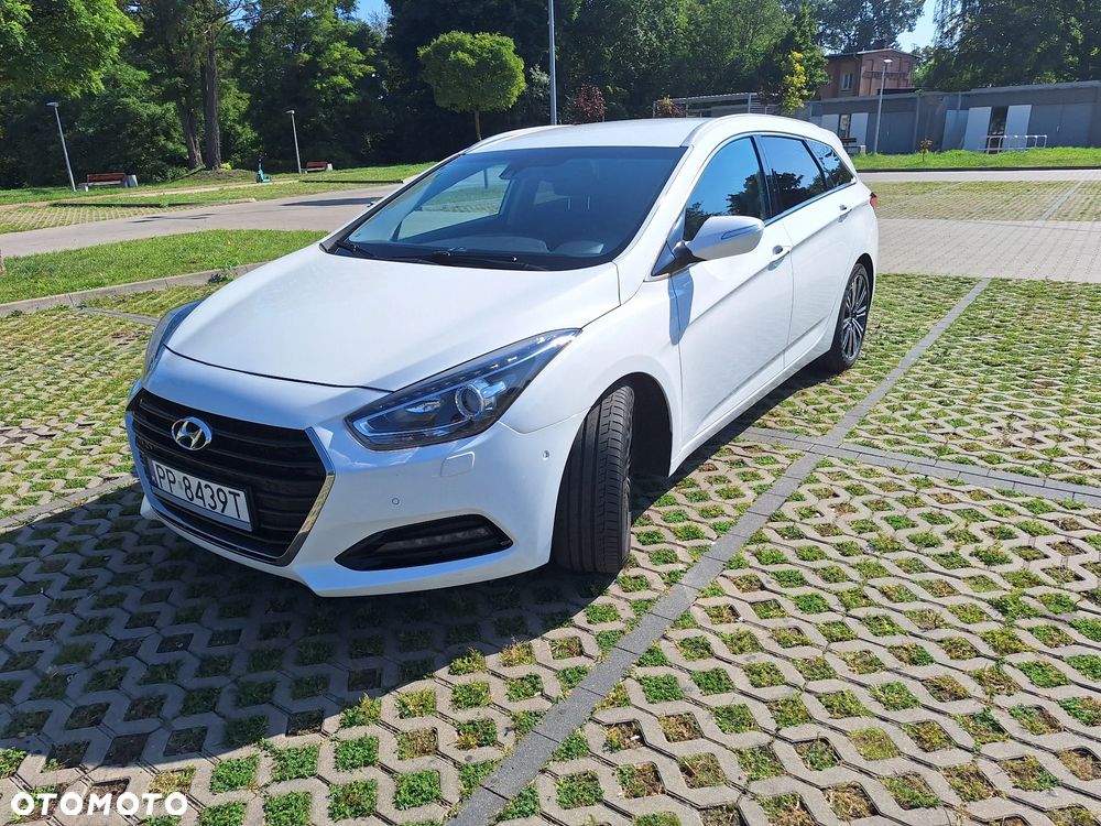 Hyundai i40 Kombi blue 1.7 CRDi DCT Premium - 2