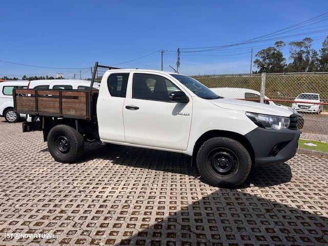 Toyota HILUX CLUB 3LUG 150cv 4X2 - 3