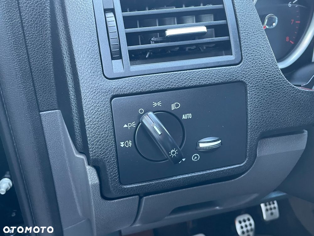 Ford Kuga - 21