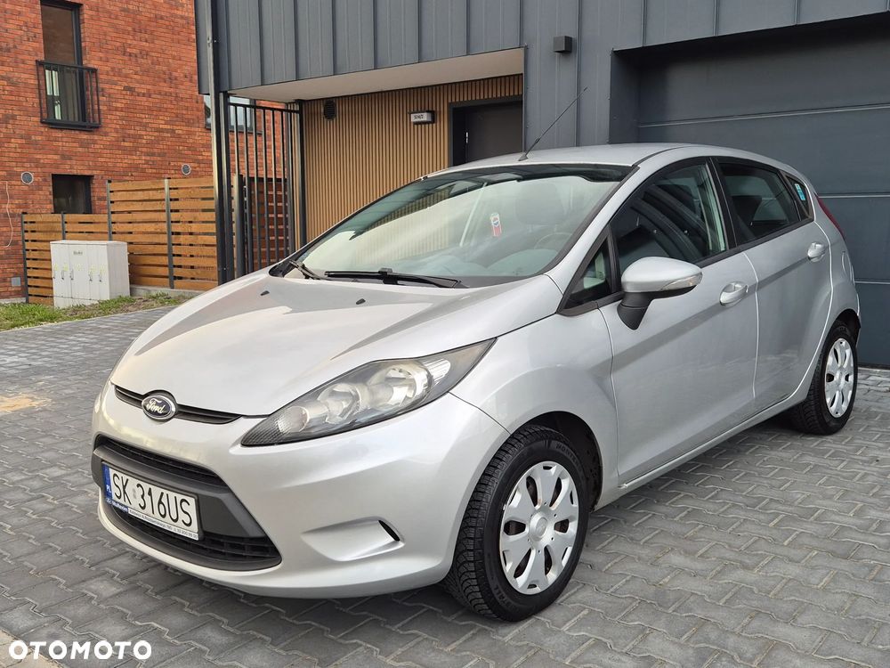 Ford Fiesta 1.25 Silver X - 23