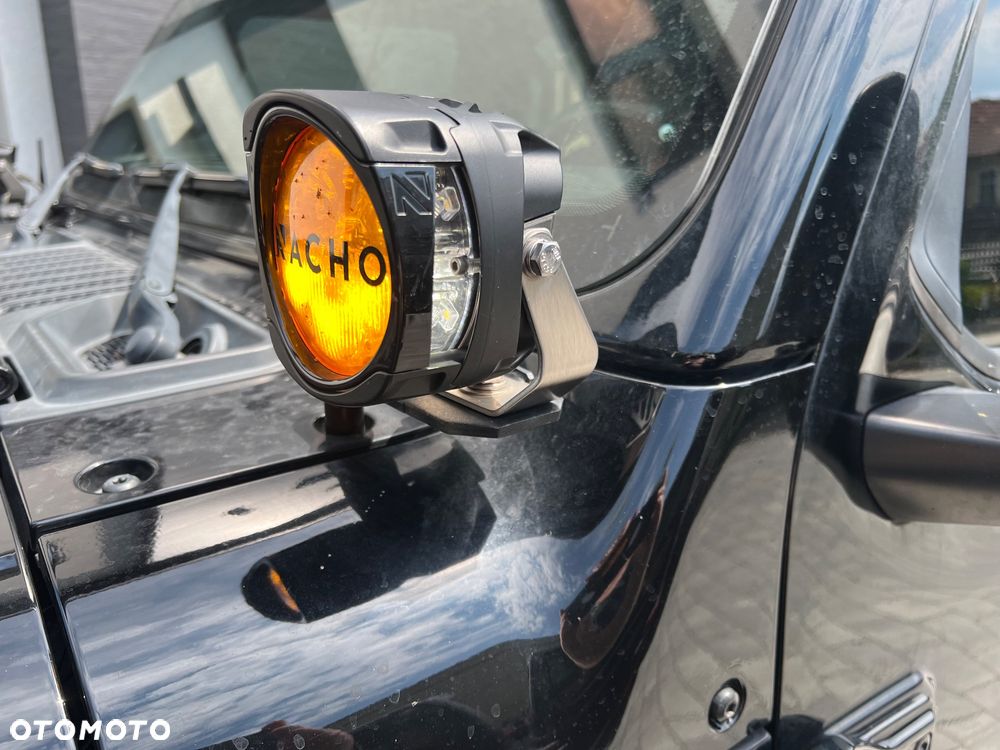 Jeep Wrangler - 12
