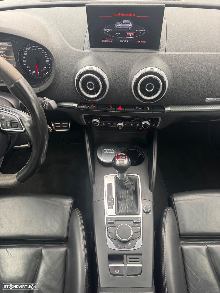 Audi RS3 Sportback 2.5 TFSI quattro S tronic - 20