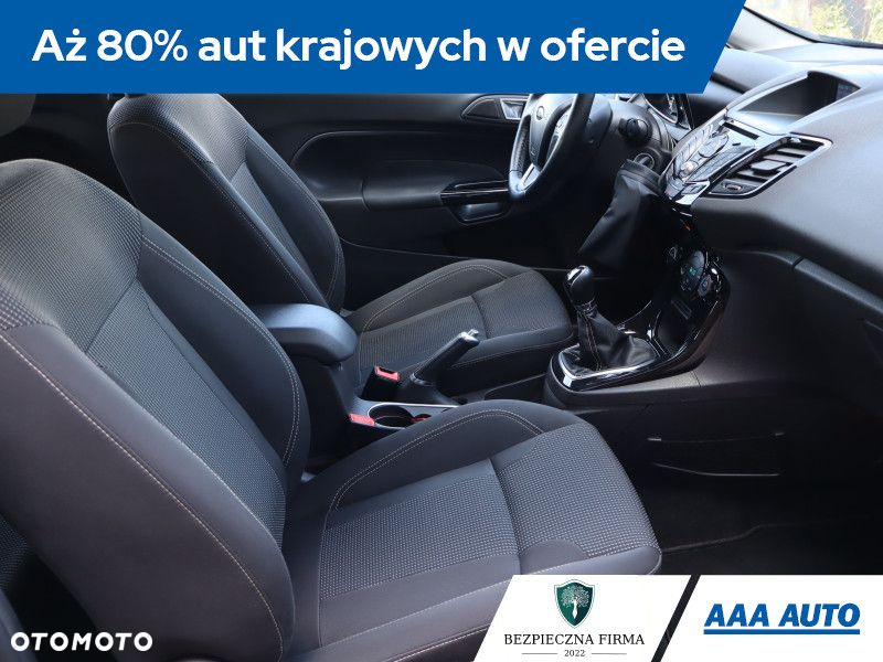Ford Fiesta - 10