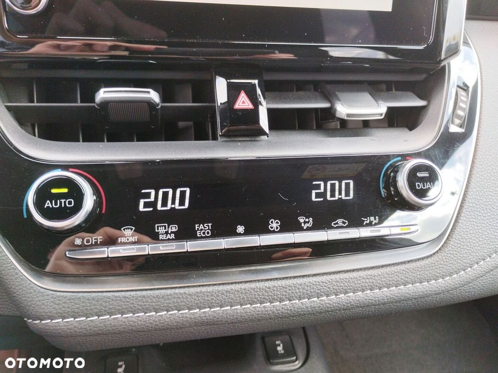 Toyota Corolla - 19