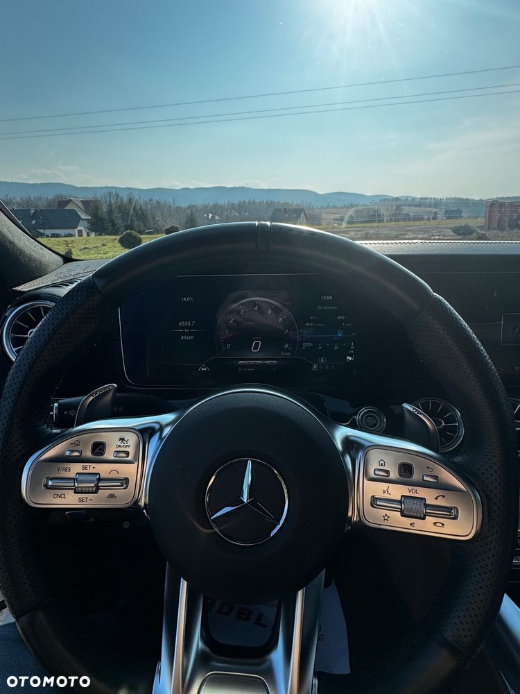 Mercedes-Benz AMG GT 63 4-Matic+ - 8