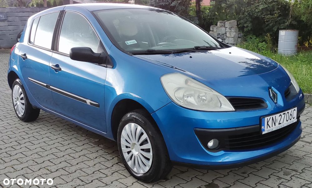 Renault Clio 1.2 16V 75 Expression - 4