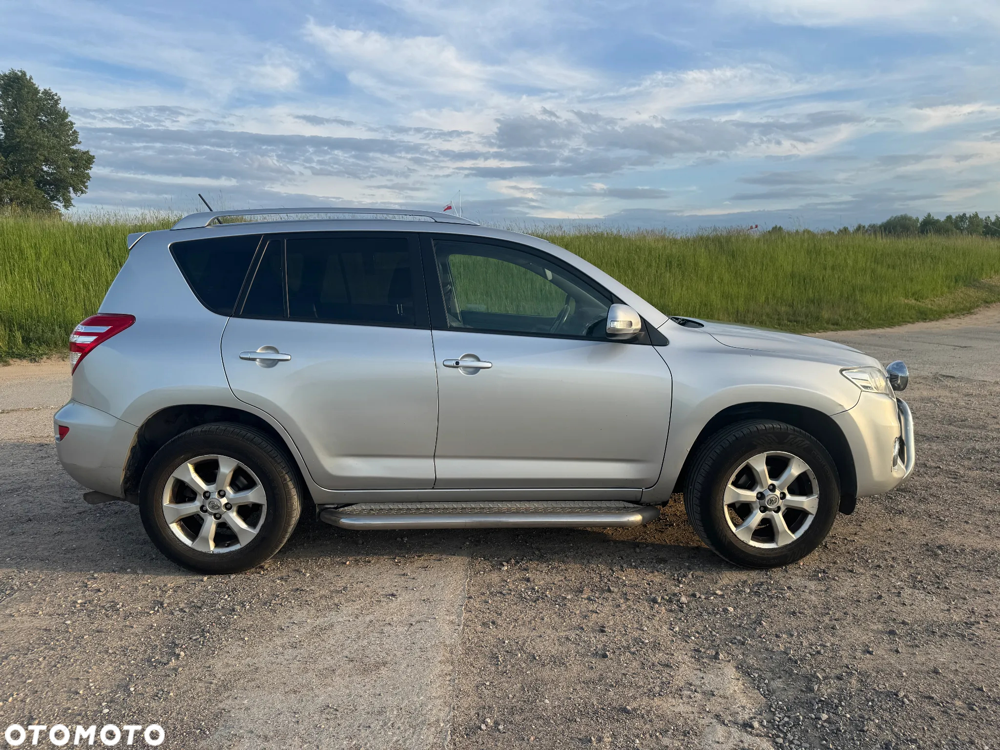 Toyota RAV4 2.0 VVT-i Premium - 4