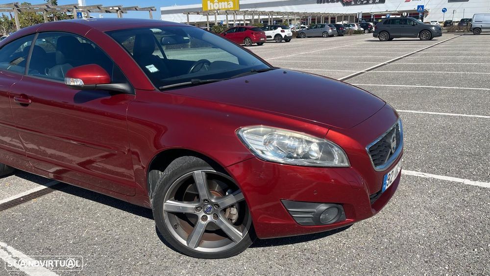 Volvo C70 2.0 D Momentum Powershift - 4