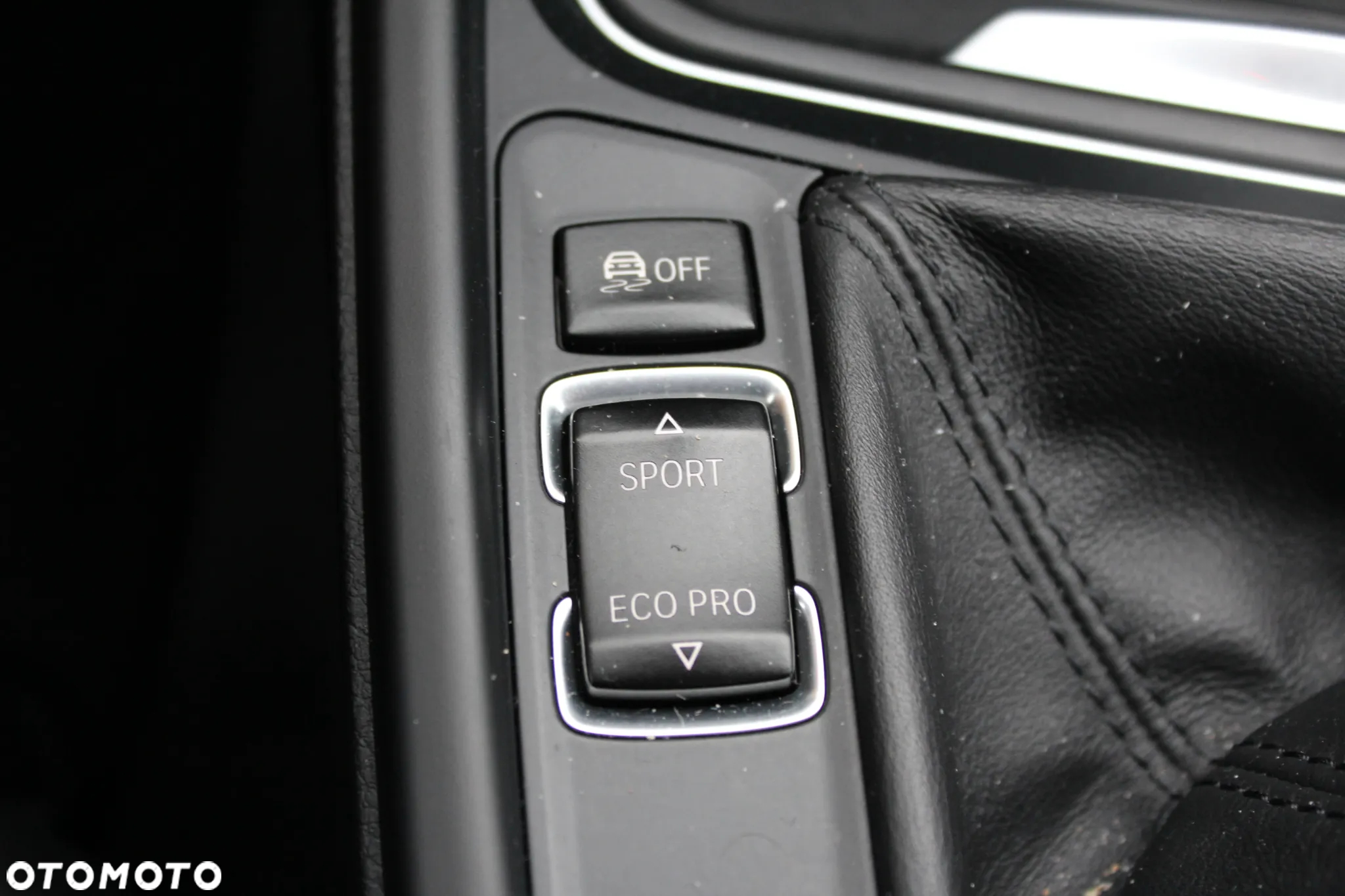 BMW Seria 3 320d Efficient Dynamics - 24