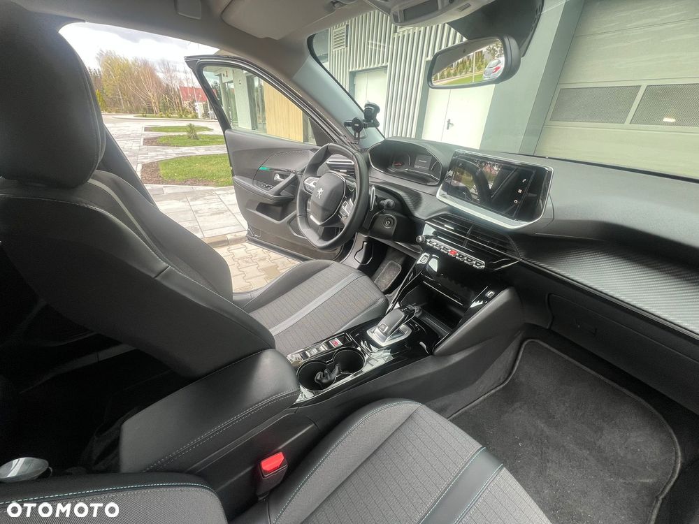 Peugeot 2008 1.5 BlueHDi Allure S&S EAT8 - 9
