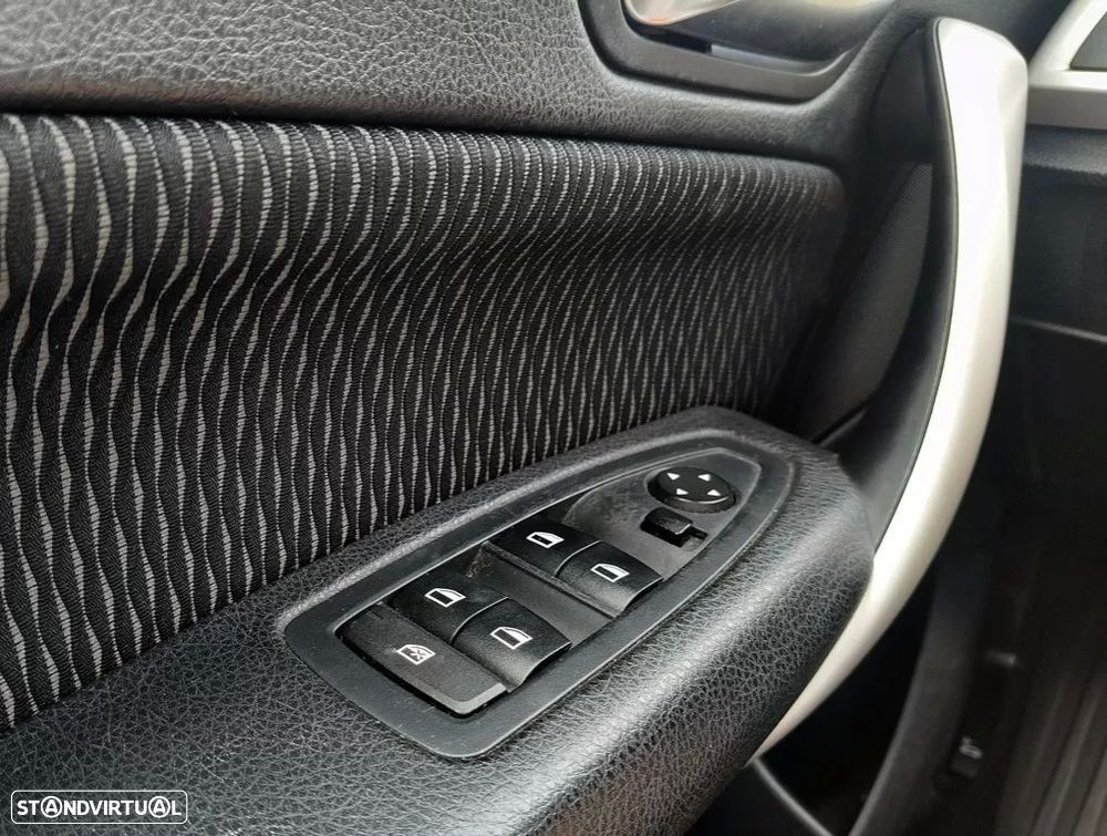 BMW 116 d EfficientDynamics Edition - 26