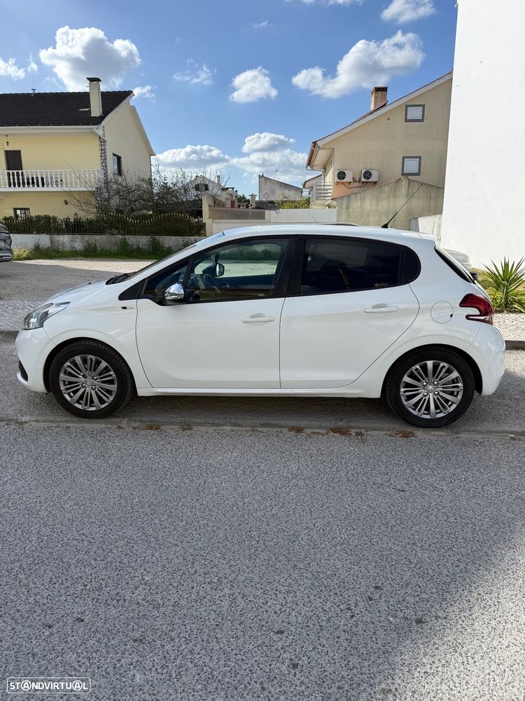 Peugeot 208 1.2 PureTech Active - 15