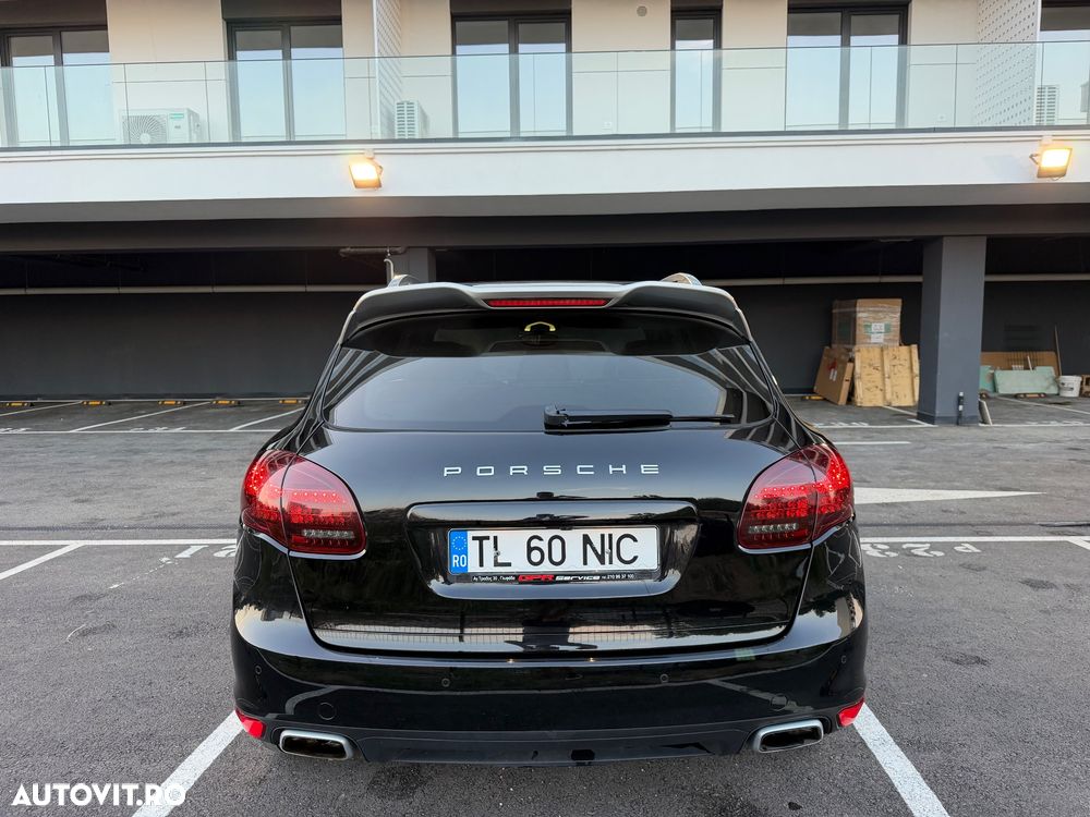 Porsche Cayenne - 30