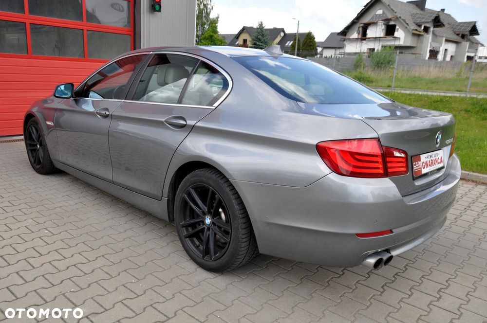 BMW Seria 5 520d Luxury Line - 18