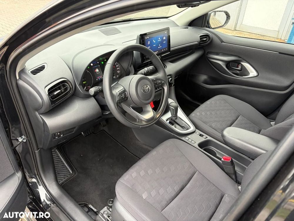Toyota Yaris 1.5 VVT-i HSD Active - 15