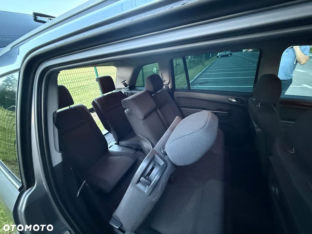 Opel Zafira 1.9 CDTI Elegance - 25