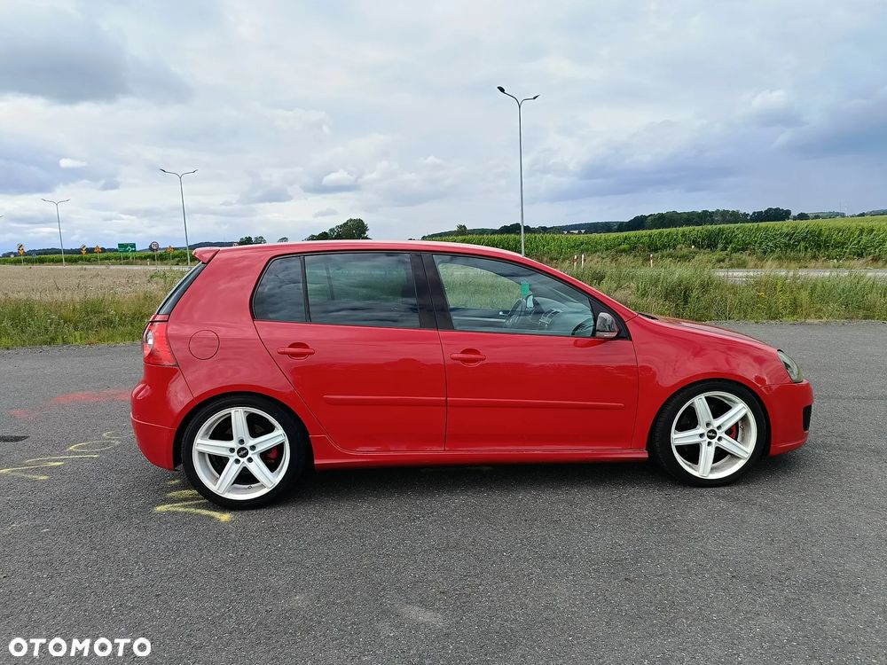 Volkswagen Golf 2.0 GTI Pirelli - 6