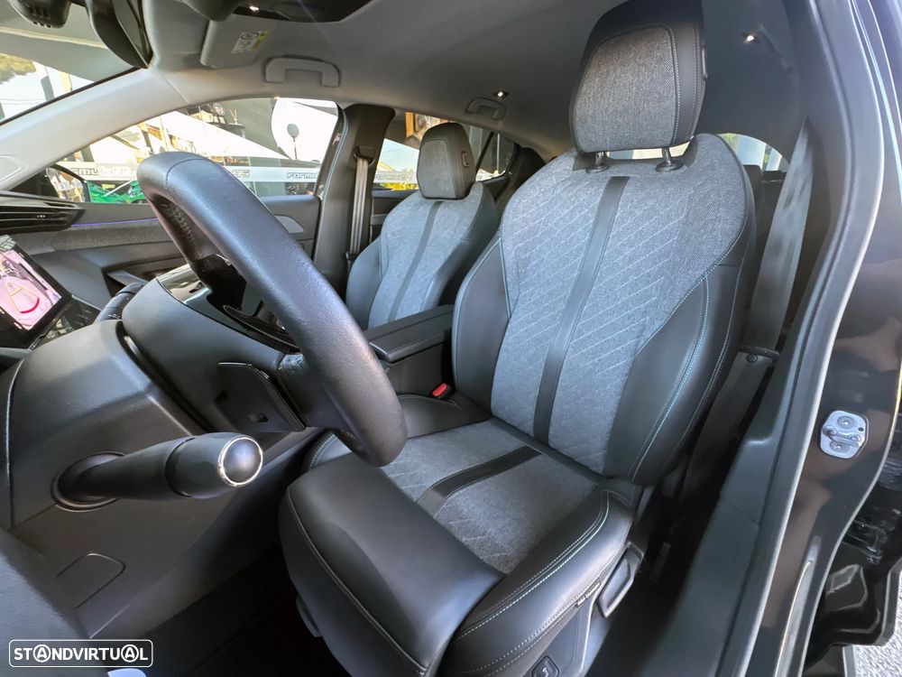Peugeot 408 1.2 PureTech Allure Pack EAT8 - 40
