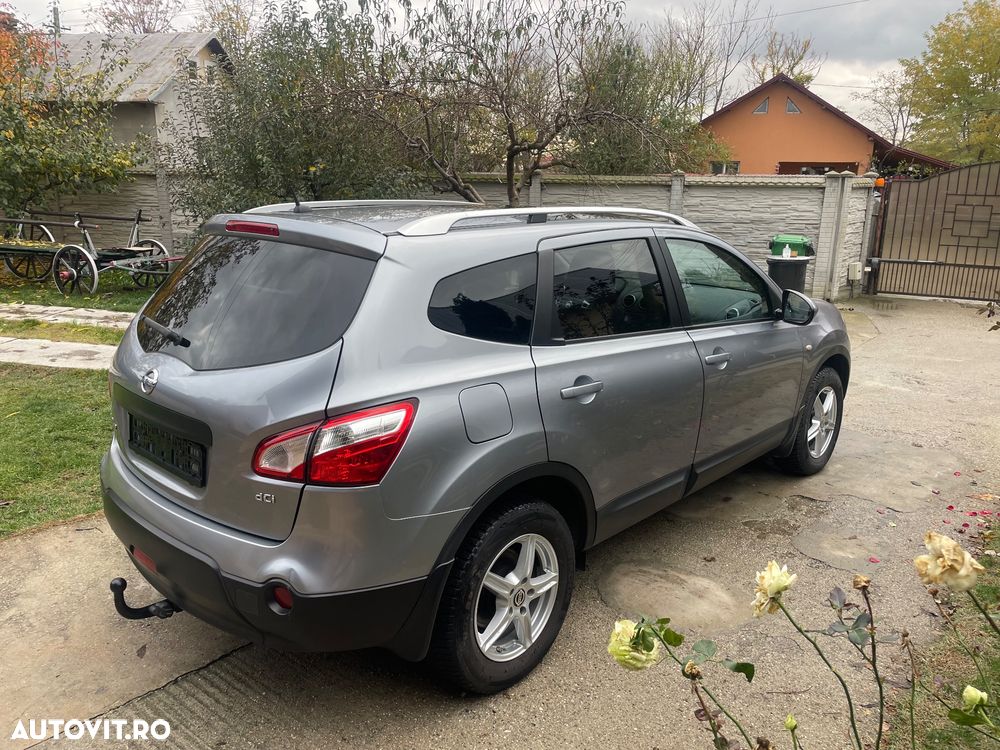 Nissan Qashqai+2 - 4