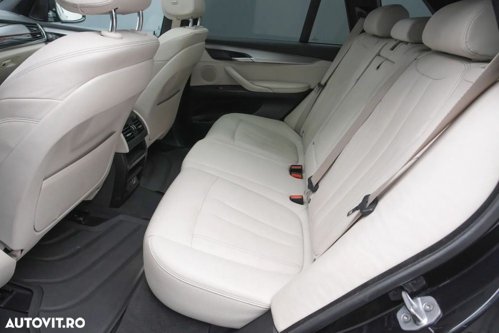 BMW X5 xDrive30d - 16