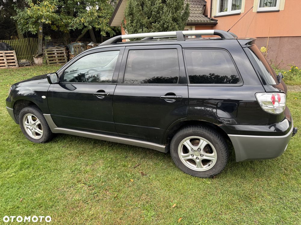 Mitsubishi Outlander 2003 photo 5