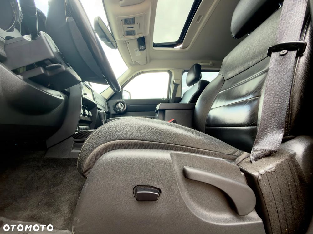 Dodge Nitro 4.0 V6 RT - 17