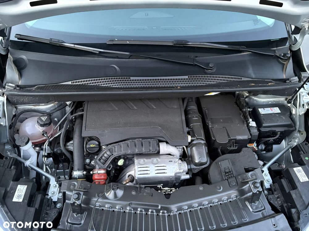 Opel Crossland X - 9