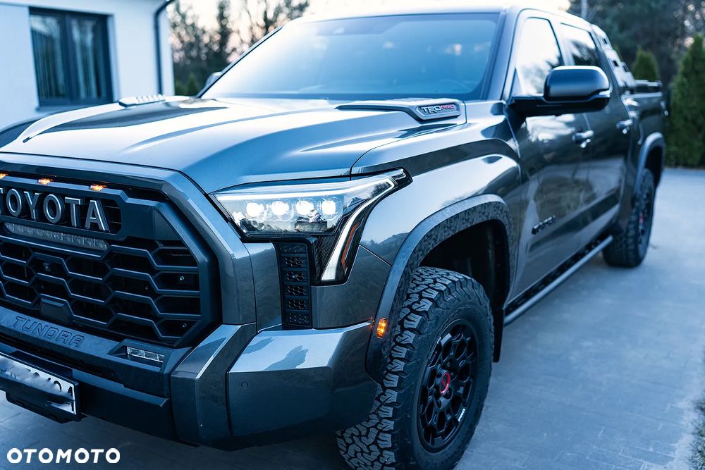 Toyota Tundra - 14