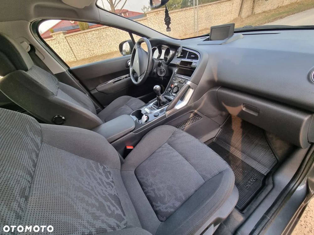 Peugeot 3008 1.6 Style - 23