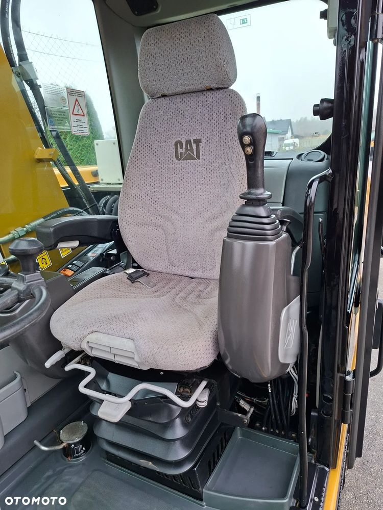 Caterpillar CAT M 313 D - 37