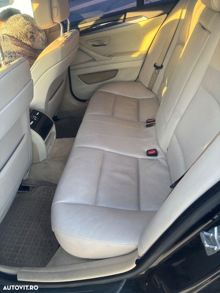 BMW Seria 5 525d Aut. - 6