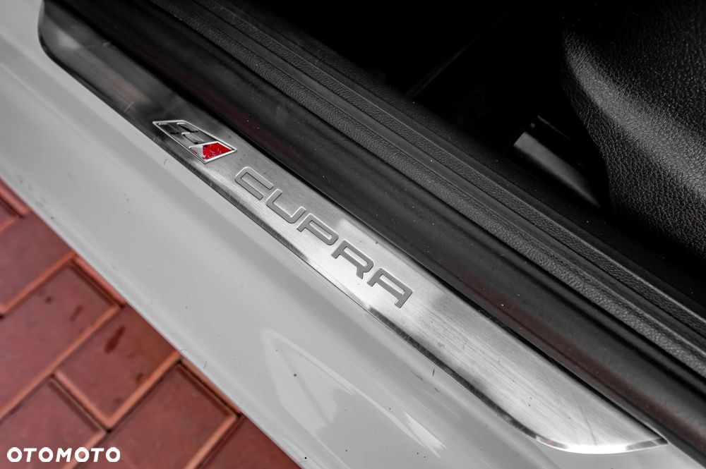 Seat Leon Sportstourer 2.0 TSI Cupra S&S 280 DSG - 26