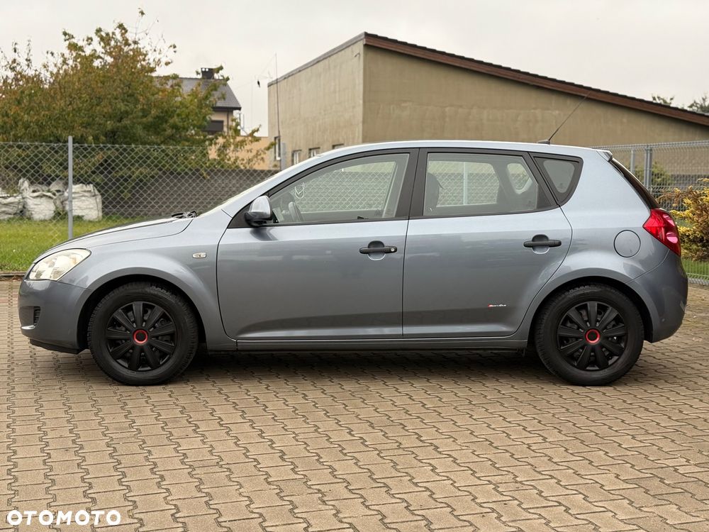 Kia Ceed 1.4 CVVT LX - 12
