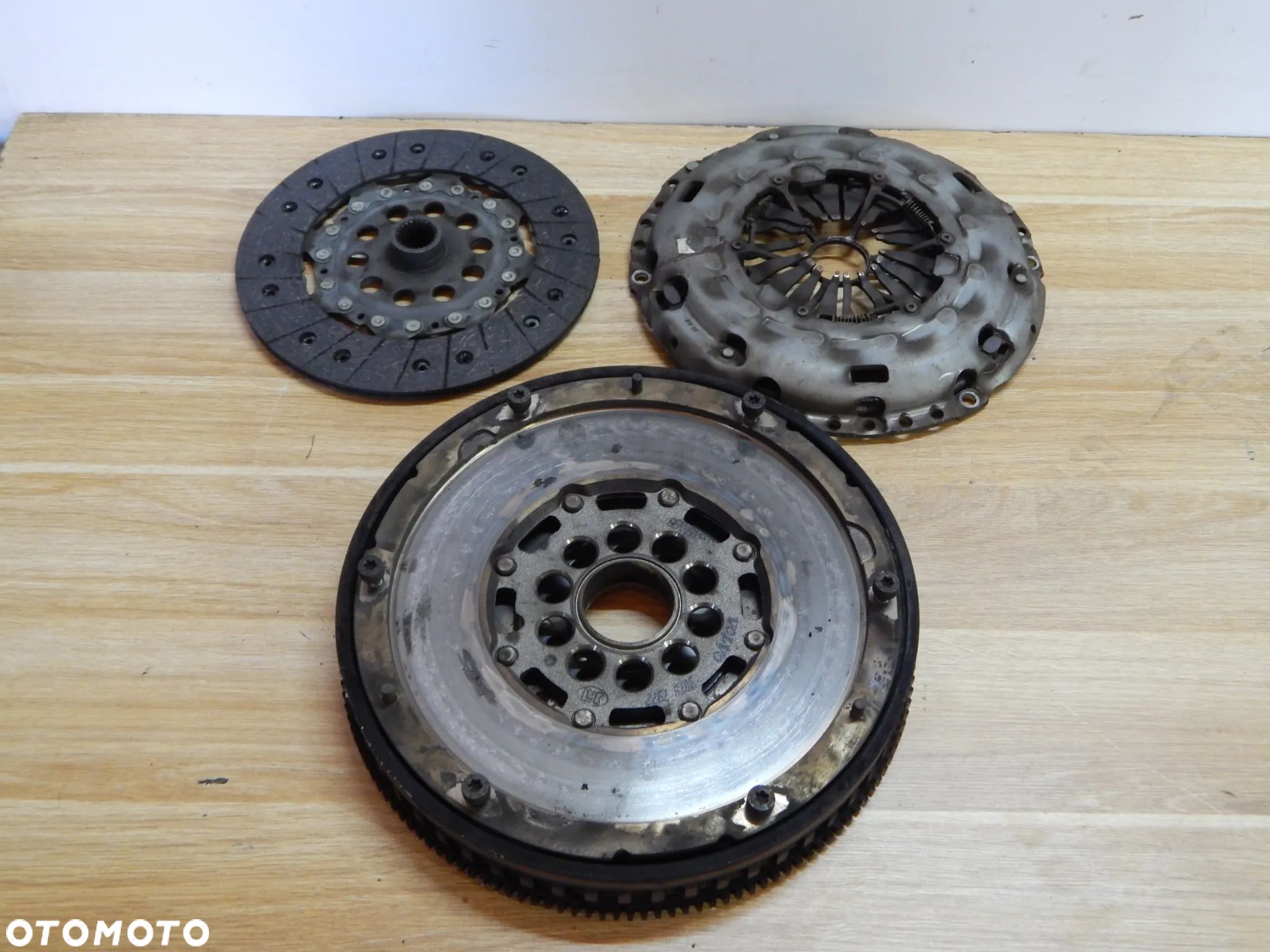 Sprzęgło dwumasa 2.4 D5 Volvo XC60 xc60 I s60 s80 v70 08-17 30787972 Łuków części - 1
