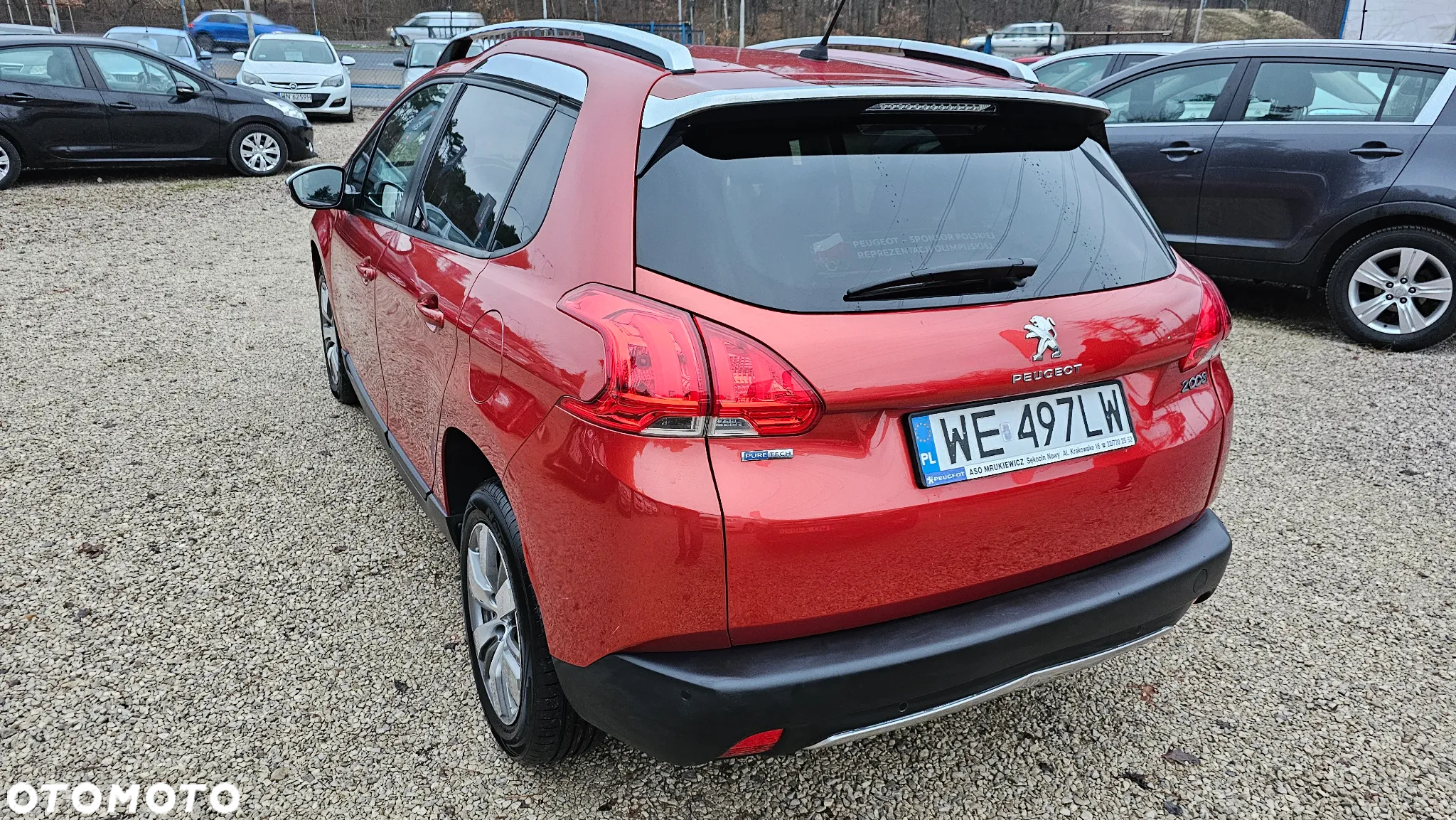 Peugeot 2008 1.2 Pure Tech Allure S&S - 4