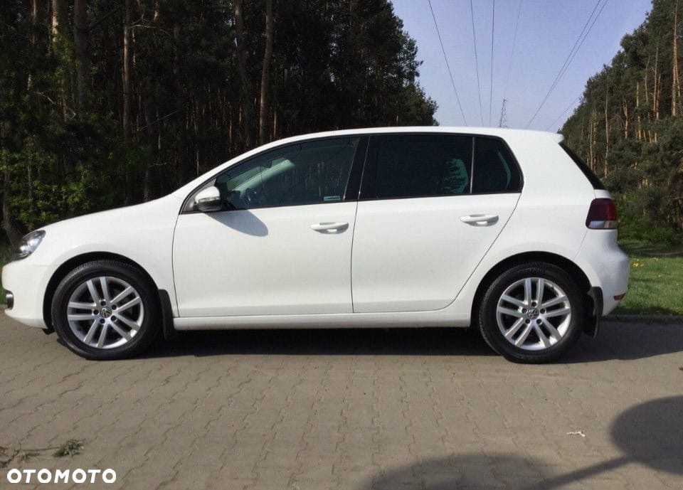 Volkswagen Golf VI 1.6 TDI Highline - 6