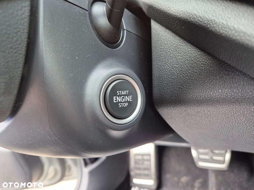 Skoda Octavia 2.0 TDI Sportline DSG - 23
