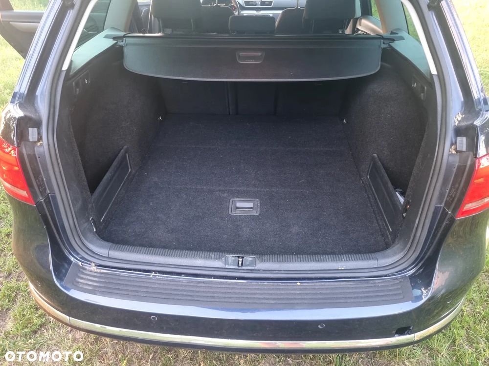 Volkswagen Passat 2.0 TDI DPF Comfortline - 12