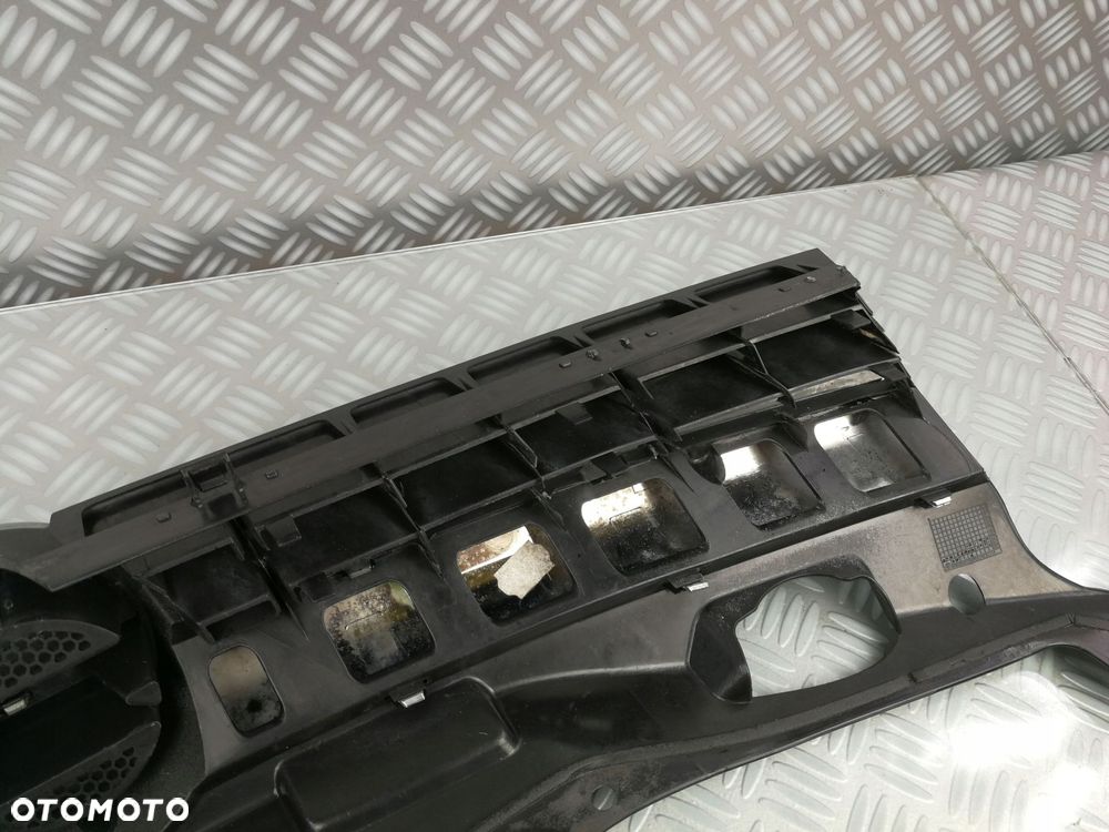 13108463 13135487 grill logo atrapa chłodnic OPEL ASTRA H III 3 2003-2007r - 13