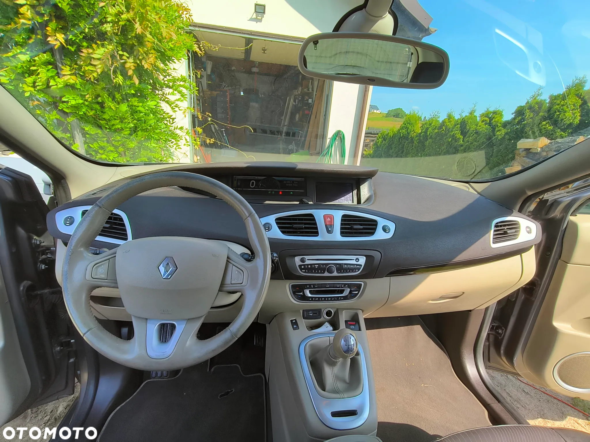 Renault Scenic 1.5 dCi Privilege - 32