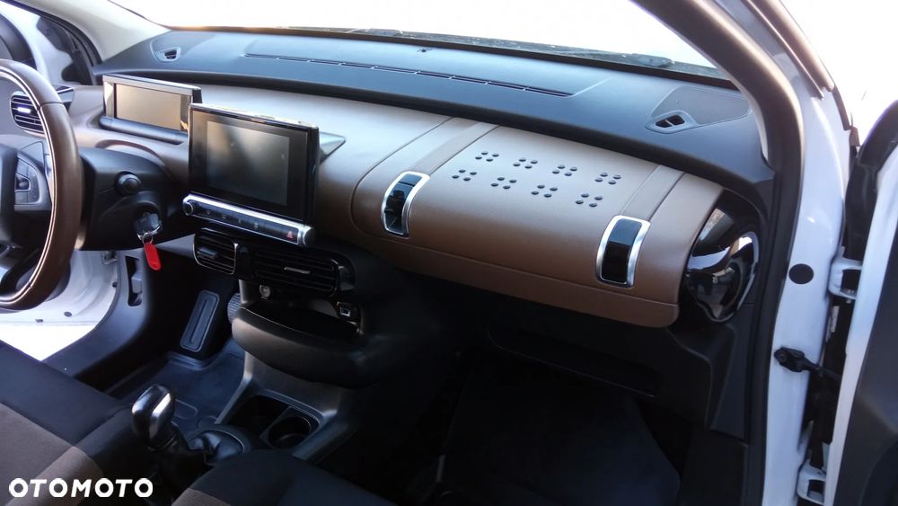 Citroën C4 Cactus - 21